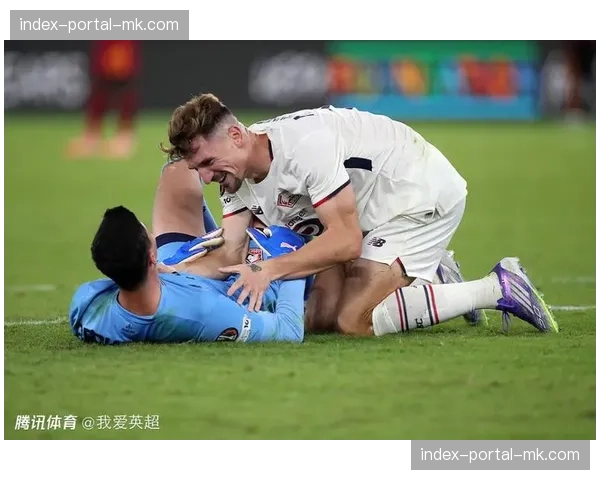 罗马3-0完胜比萨，马伦上演帽子戏法展现进攻火力